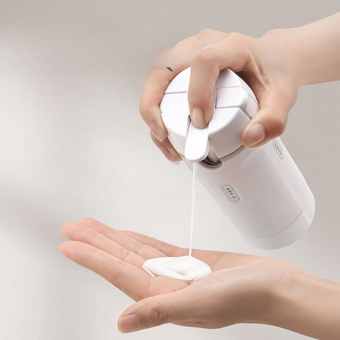 4-in-1 Travel Emulsion Dispenser Bottle – Refillable Toiletry Container with Labels